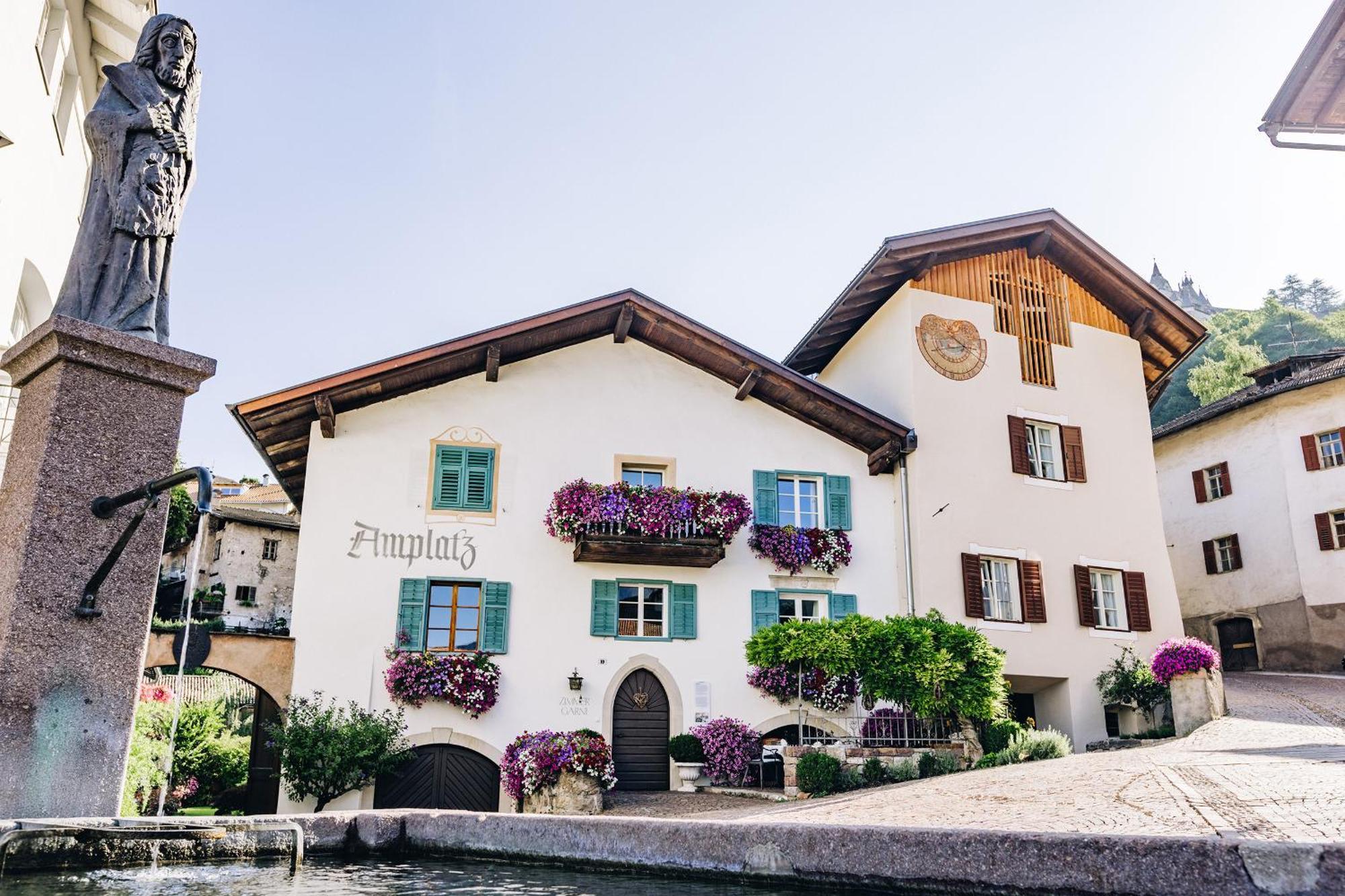 Amplatz 1523 - B&B And Suites Монтаня Екстериор снимка